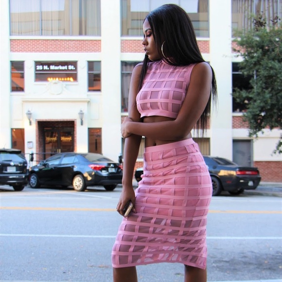 🚨💔❌No Longer Available❌💔🚨Two piece set from Fashion Nova - Picture 2 of 4